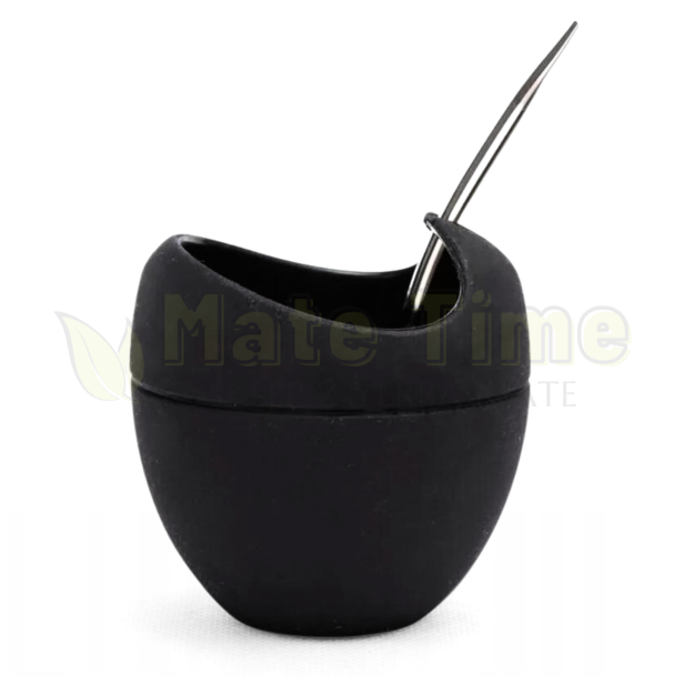 mate Mateo Czarne - naczynie silikonowe do yerba mate w zestawie z metalową bombillą z kulkowym filtrem